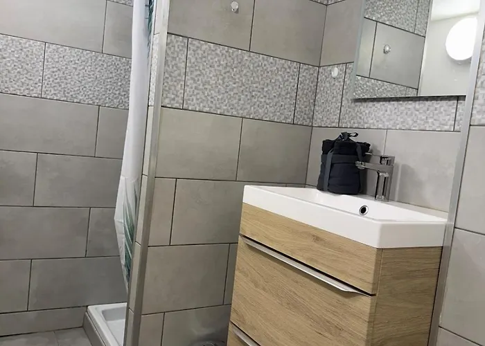 בית נופש Des Pres Revin (Ardennes)